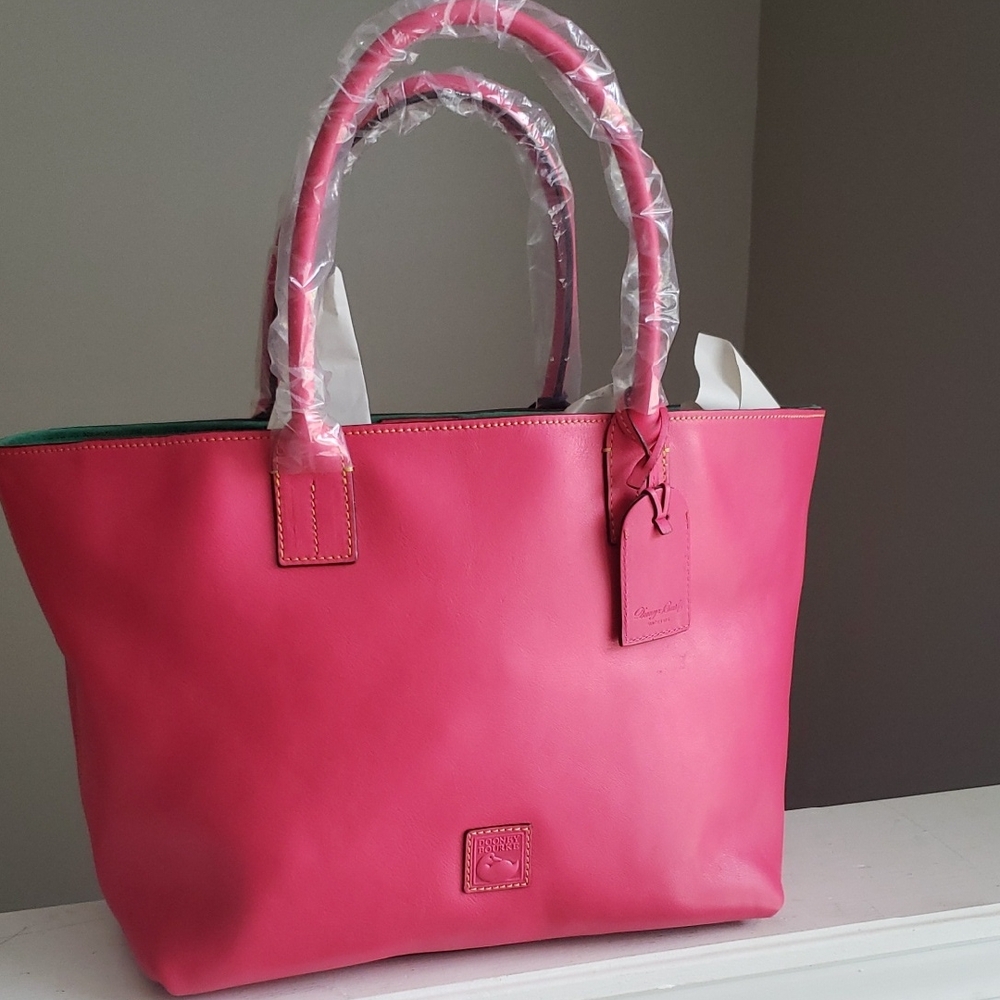 Dooney And Bourke Medium Russell
